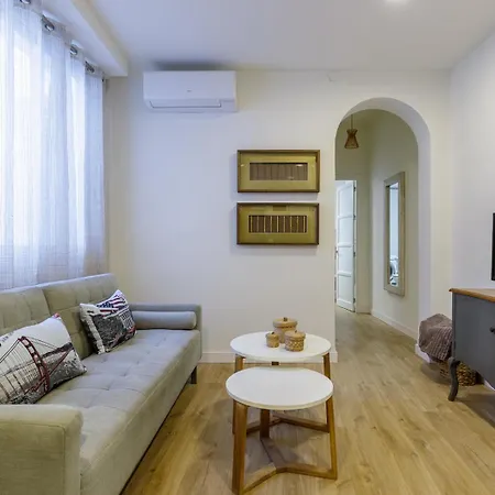 Apartment Comedias Ii & Old Town By Ele